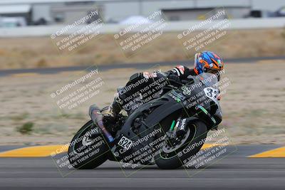 media/Jan-14-2023-SoCal Trackdays (Sat) [[497694156f]]/Turn 4 Set 2 (1030am)/